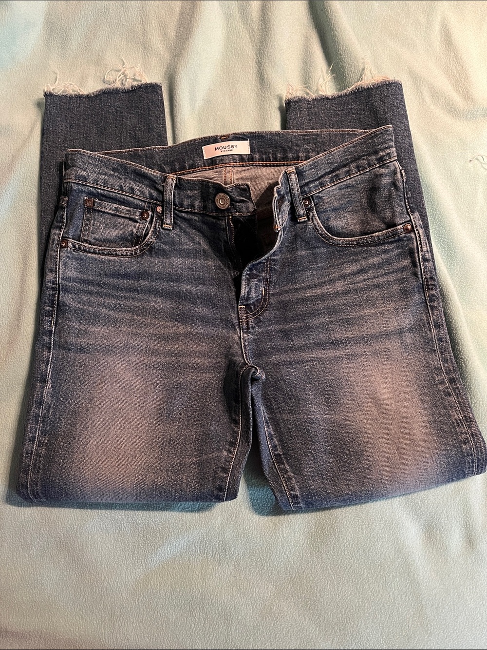 Moussy Washed Blue Frayed Ankle Straight Jeans